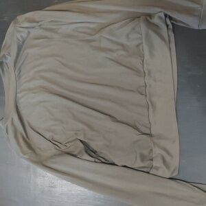 Vuori Daydream Crew Neck Long Sleeve Performance Shirt Green Large